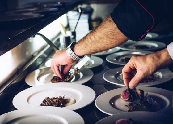 event kitchen staffing