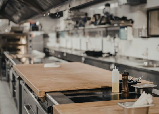 manage kitchen staff shortage