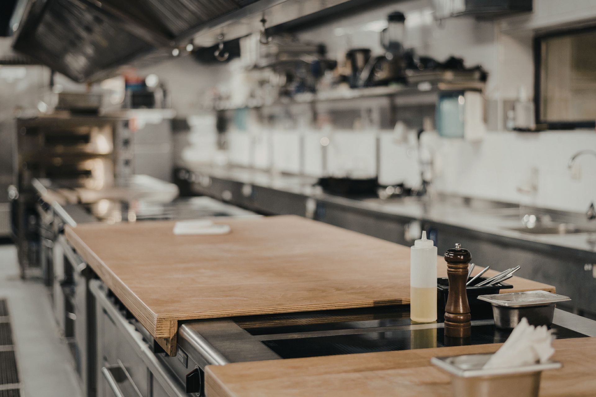manage kitchen staff shortage